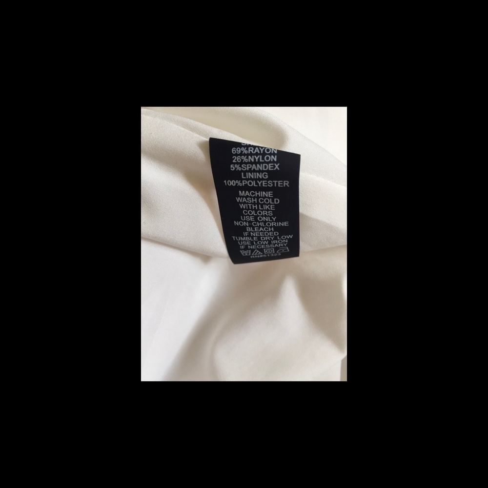 Vince Camuto Pleated White Skirt - Picture 6 of 7